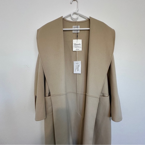 Toteme Robe Coat - Picture 4 of 14